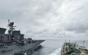 M/T Empire State, USS Tripoli Conduct first CONSOL At-Sea