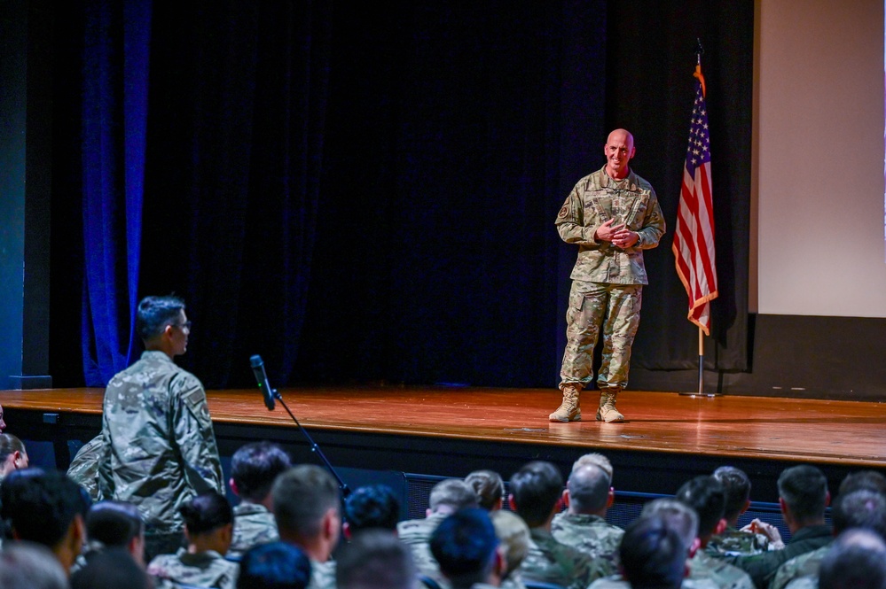 CMSAF Flosi engages with Airmen across Herk Nation