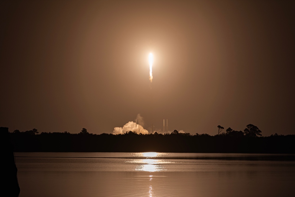 SXM-10 Launches from Cape Canaveral Space Force Station