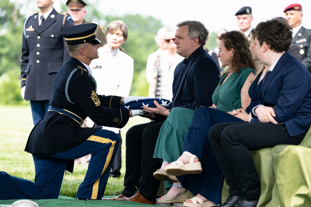 Military Funeral Honors are Conducted for U.S. Army Pfc. Darrell Bush in Section 81