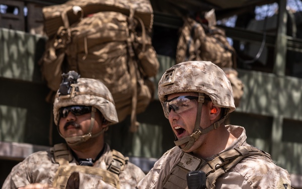 Hotel Battery 3/14 fires Howitzers during ITX 3-25