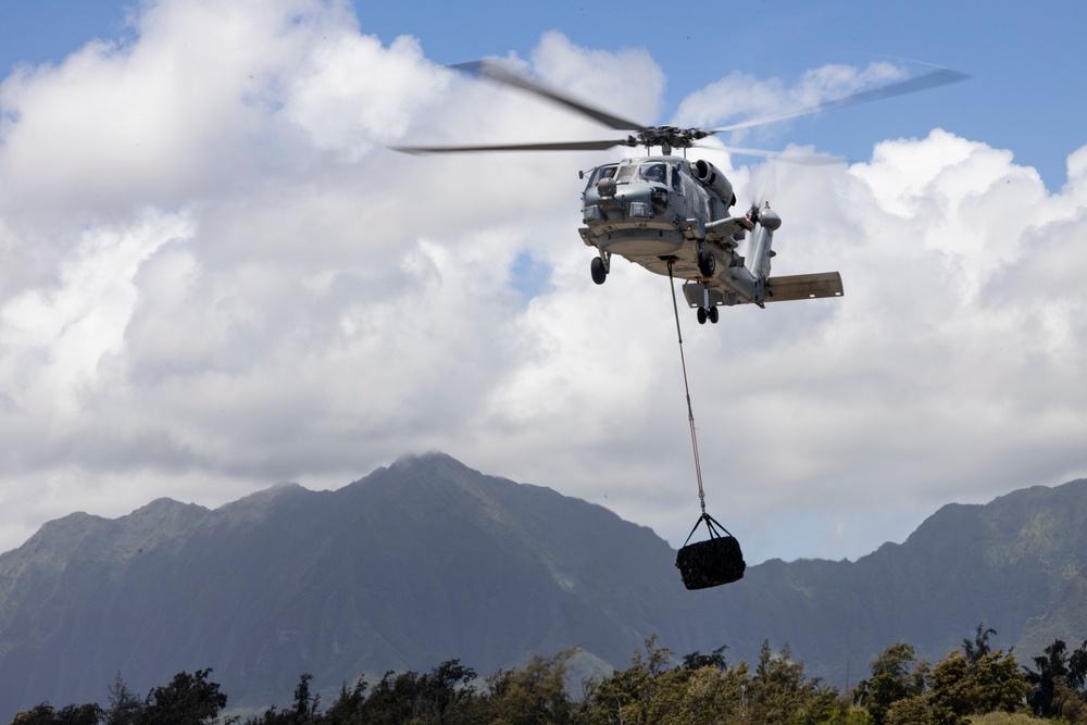 Expeditious: CLC-33, HSM-37, conduct external lifts at MCBH