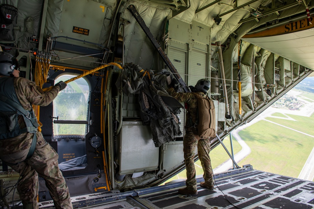 820 BDG, 71 RQS team up for aerial insertion training
