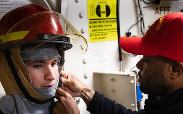 Destroyer Squadron (DESRON) 60 Conducts Mobility Damage Control Warfare (MOB-D) Certification Aboard USS Oscar Austin (DDG 79)