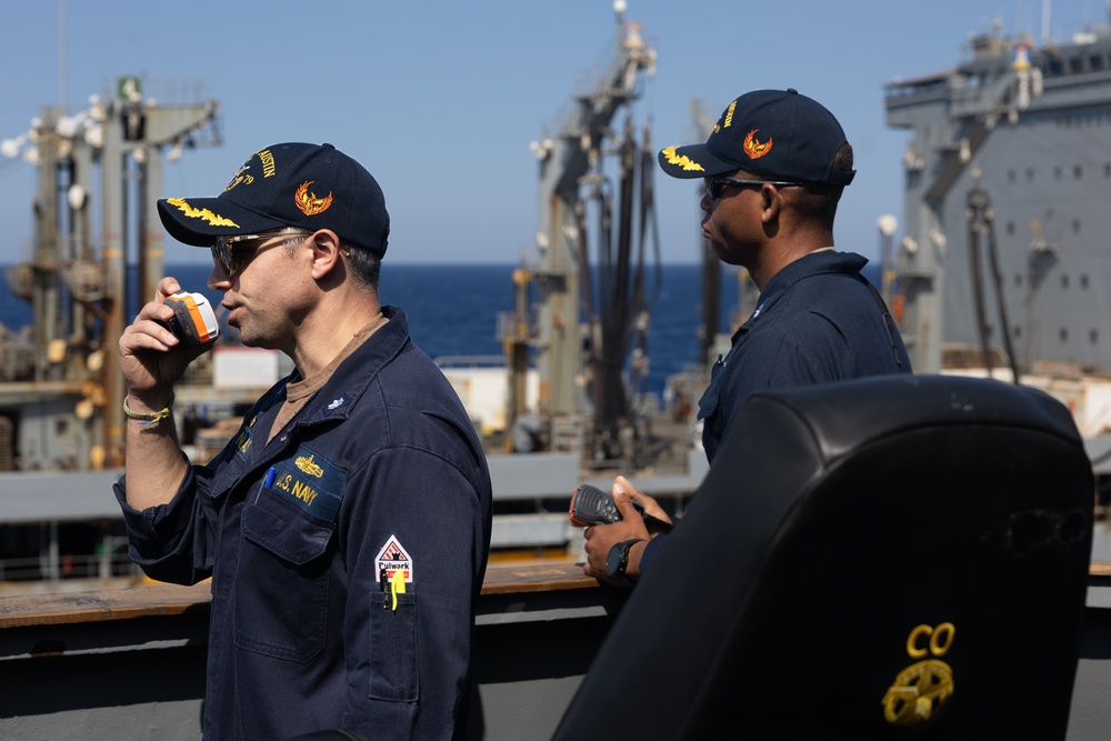 USS Oscar Austin (DDG 79) Conducts a Replenishment-At-Sea (RAS) and Vertical Replenishment with USNS Laramie (T-AO 203)