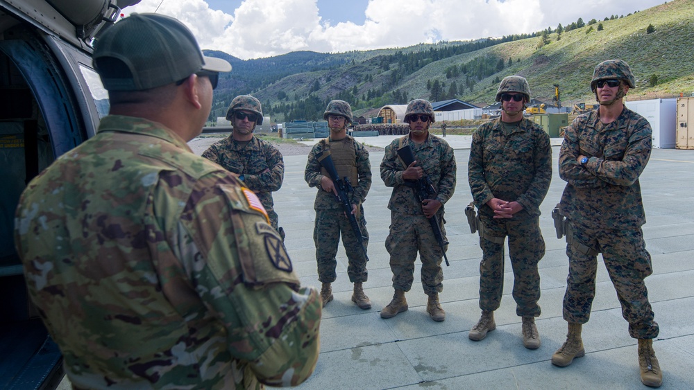 Marines with CLB-23 Conduct a Class on Black Hawk Procedures and Perform Helicopter Support Team Operations with the U.S. National Guard