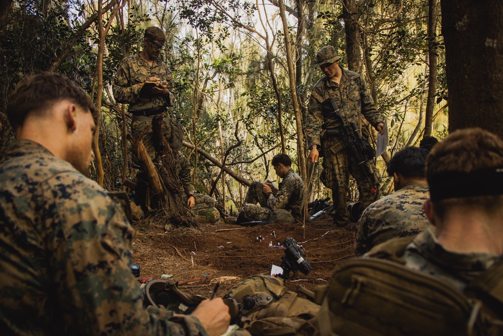 On the Offensive: SOI-W Detachment Hawaii AIMC class 3-25 conducts offensive maneuvers at KTA