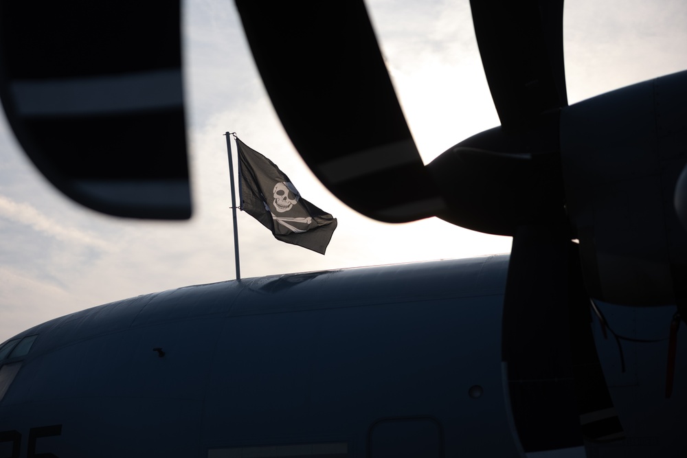 VMGR-352 supports VMFA-225 aerial refueling during Sentry North