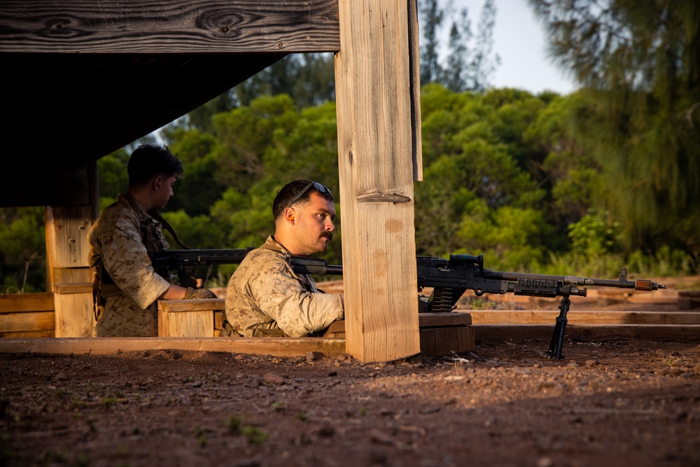 In the Trenches: SOI-W Detachment Hawaii AIMC class 3-25 attacks an objective at KTA