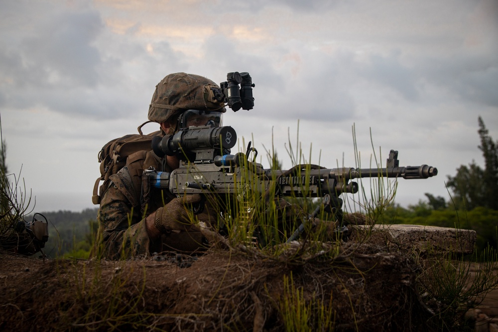 In the Trenches: SOI-W Detachment Hawaii AIMC class 3-25 attacks an objective at KTA