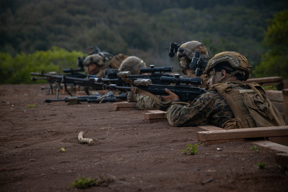 In the Trenches: SOI-W Detachment Hawaii AIMC class 3-25 attacks an objective at KTA