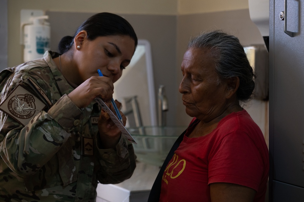 AMISTAD optometry team supports Peruvian Armed Forces in Iquitos, Peru