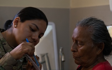 AMISTAD optometry team supports Peruvian Armed Forces in Iquitos, Peru