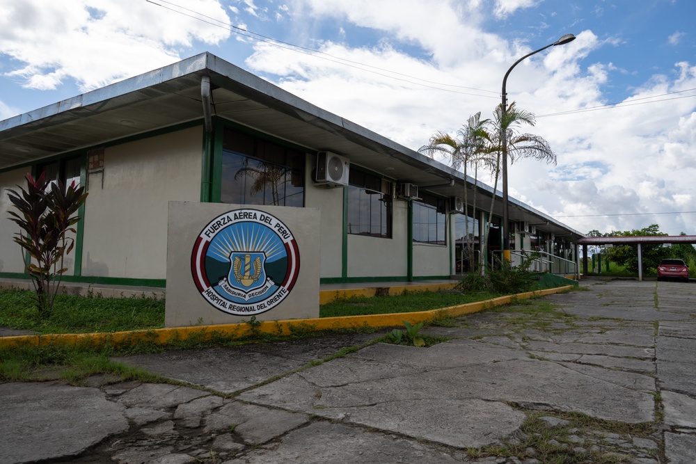 AMISTAD optometry team supports Peruvian Armed Forces in Iquitos, Peru