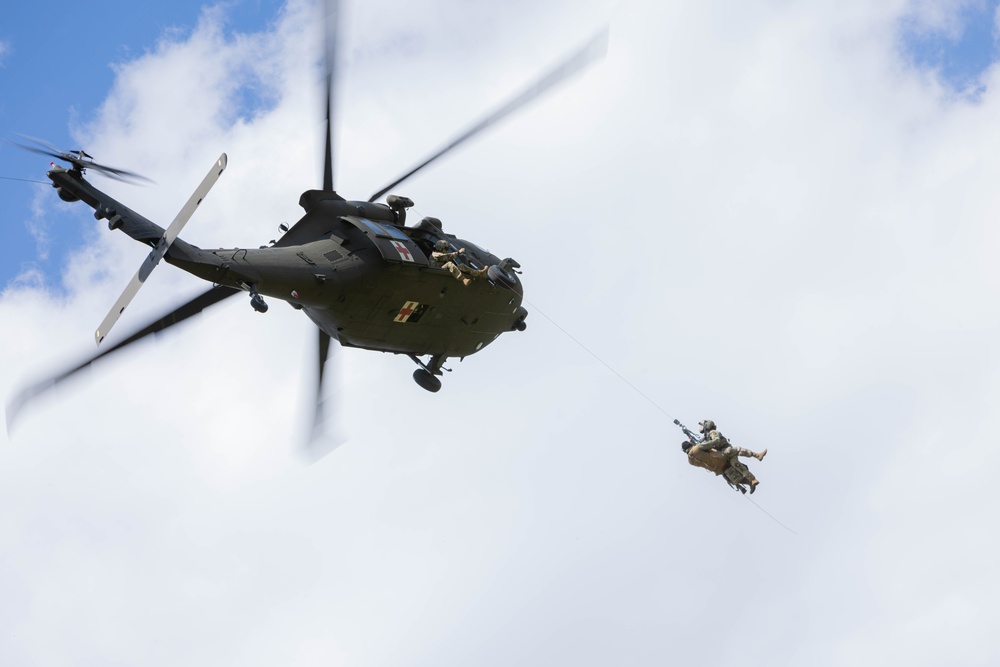 Utah National Guard Soldiers take part in a search and rescue exercise in the state's central mountains