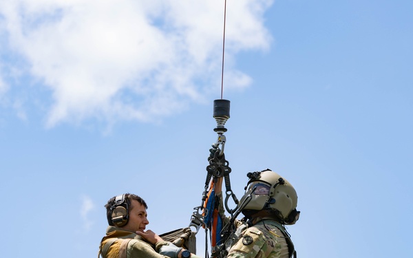 Utah National Guard Soldiers take part in a search and rescue exercise in the state's central mountains