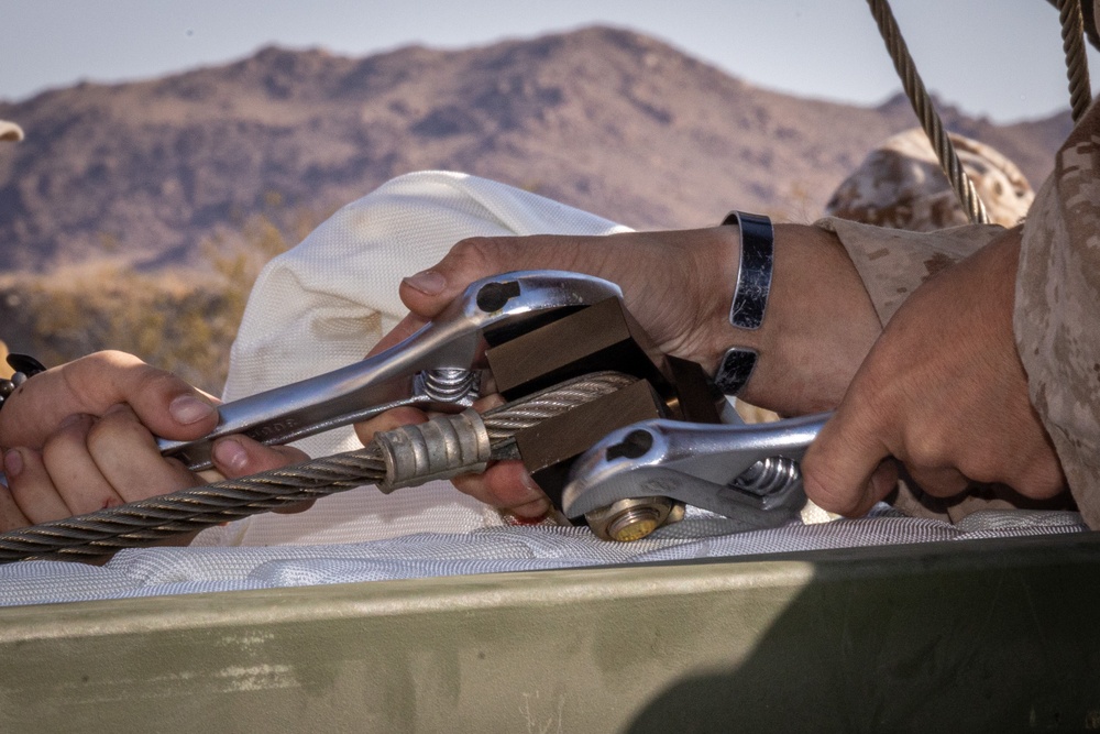 ITX 3-25: Combat Engineers and AAV Crewmembers Employ Explosives on Range 114