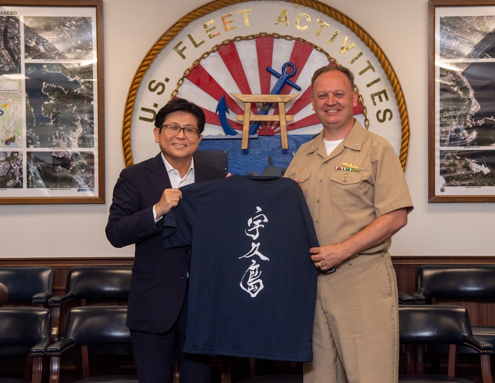 Sasebo City Mayor Miyajima Visits CFAS for Quarterly Meeting and Luncheon
