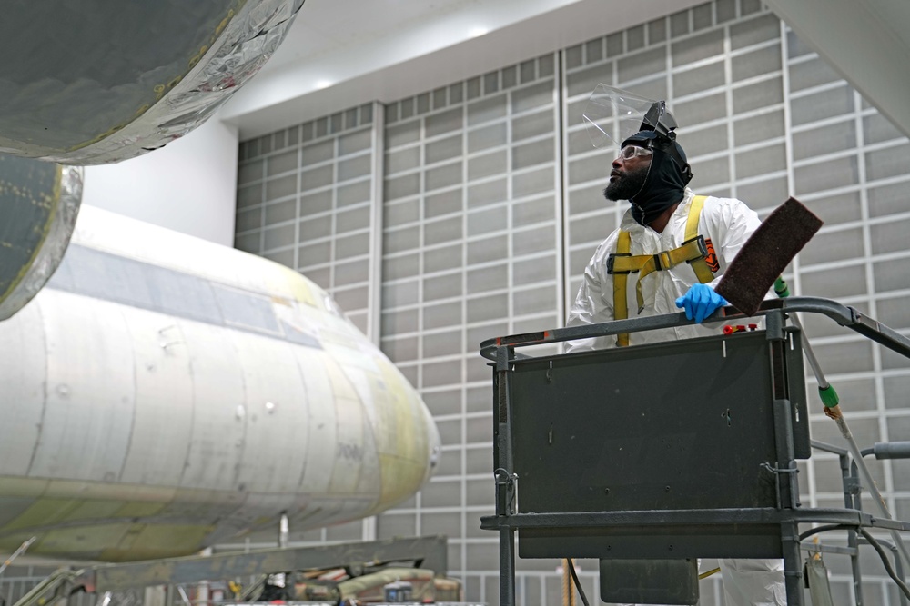 588th AMXS aircraft paint hangar