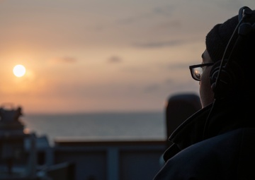 Paul Ignatius Conducts MULTEX during BALTOPS 25