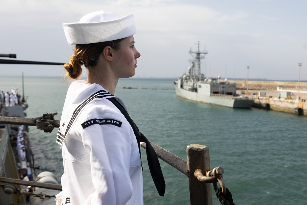 USS Oscar Austin (DDG 79) Returns to Homeport