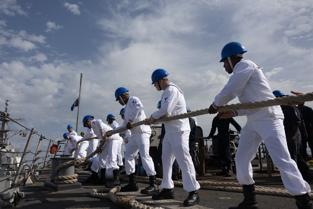 USS Oscar Austin (DDG 79) Returns to Homeport