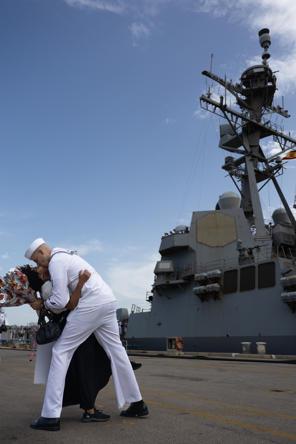 USS Oscar Austin (DDG 79) Returns to Homeport