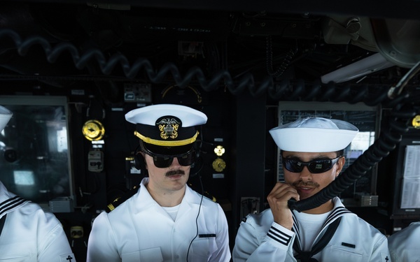 USS Oscar Austin (DDG 79) Returns to Homeport