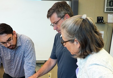 NAMRU San Antonio Researchers continue Studies on a Portable Ozone Sterilizer