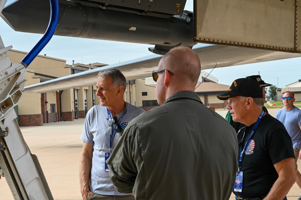 B-1 Veterans return to the Home of the BONE