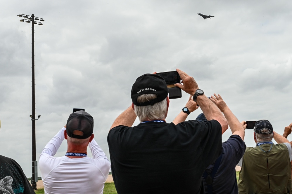 B-1 Veterans return to the Home of the BONE