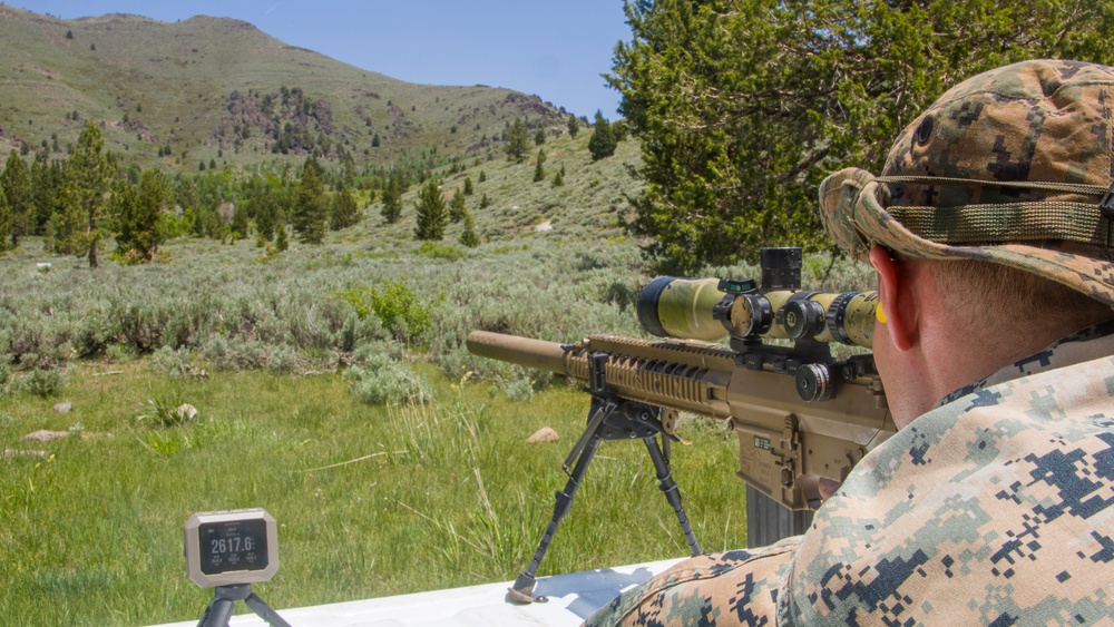 Marines with CLB-23 Provide An Ammunition Supply Drop to Marines With 4th Recon