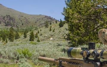 Marines with CLB-23 Provide An Ammunition Supply Drop to Marines With 4th Recon