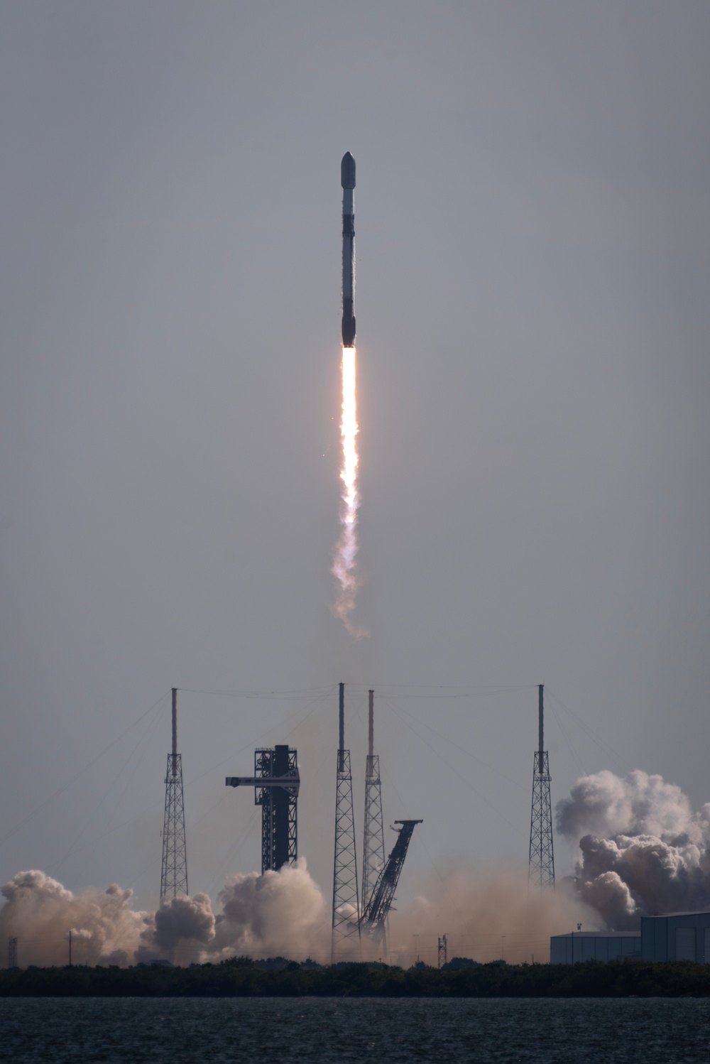 Starlink 12-24 Launches from Cape Canaveral Space Force Station