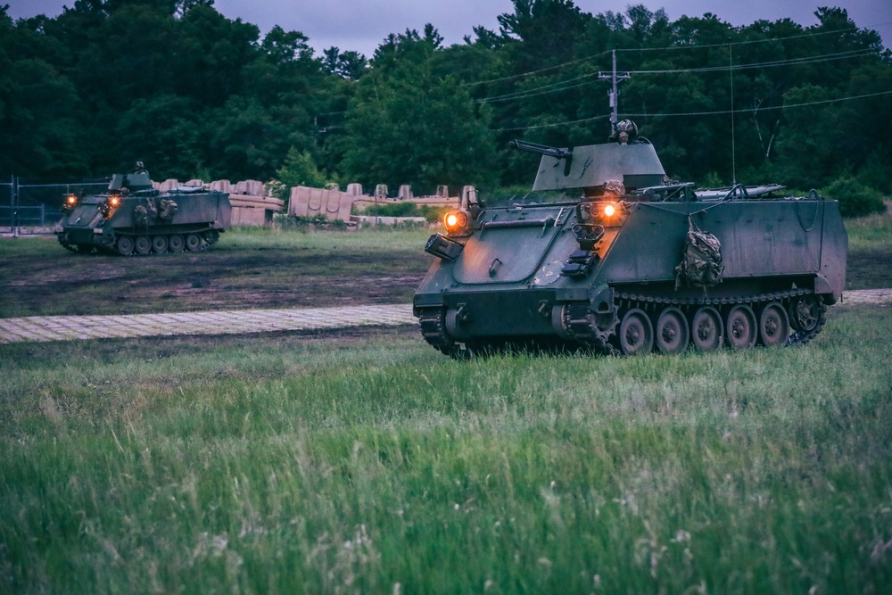 200th Engineer Company Conduct Wet Gap Crossing With 34th CAB