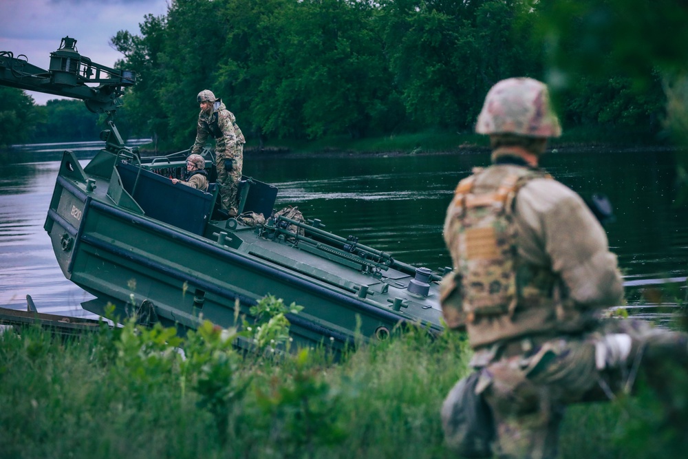 200th Engineer Company Conduct Wet Gap Crossing With 34th CAB