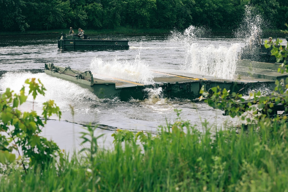 200th Engineer Company Conduct Wet Gap Crossing With 34th CAB