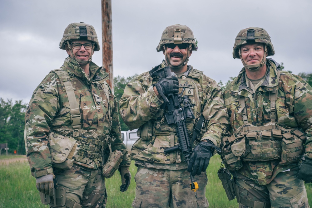 200th Engineer Company Conduct Wet Gap Crossing With 34th CAB