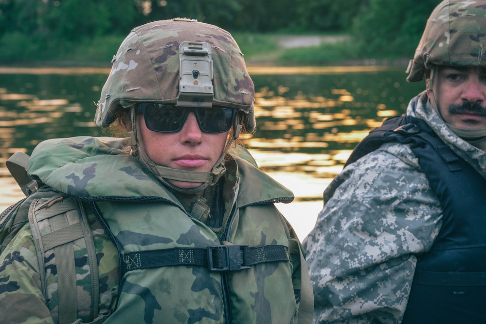 200th Engineer Company Conduct Wet Gap Crossing With 34th CAB