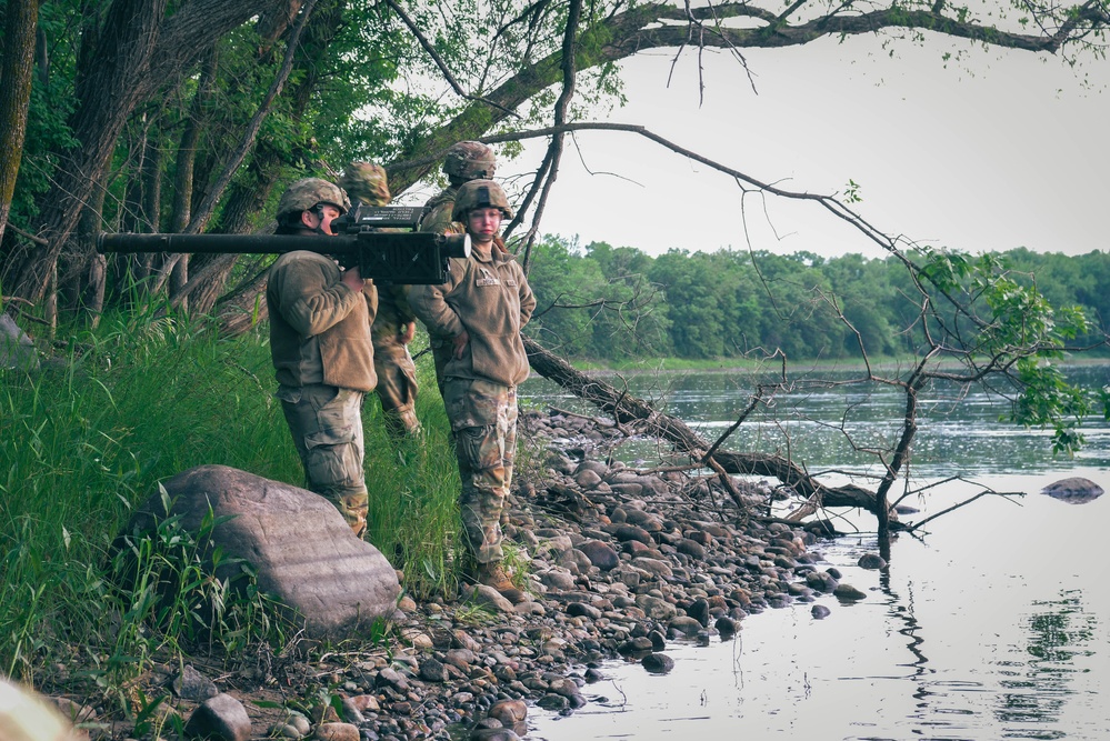 200th Engineer Company Conduct Wet Gap Crossing With 34th CAB