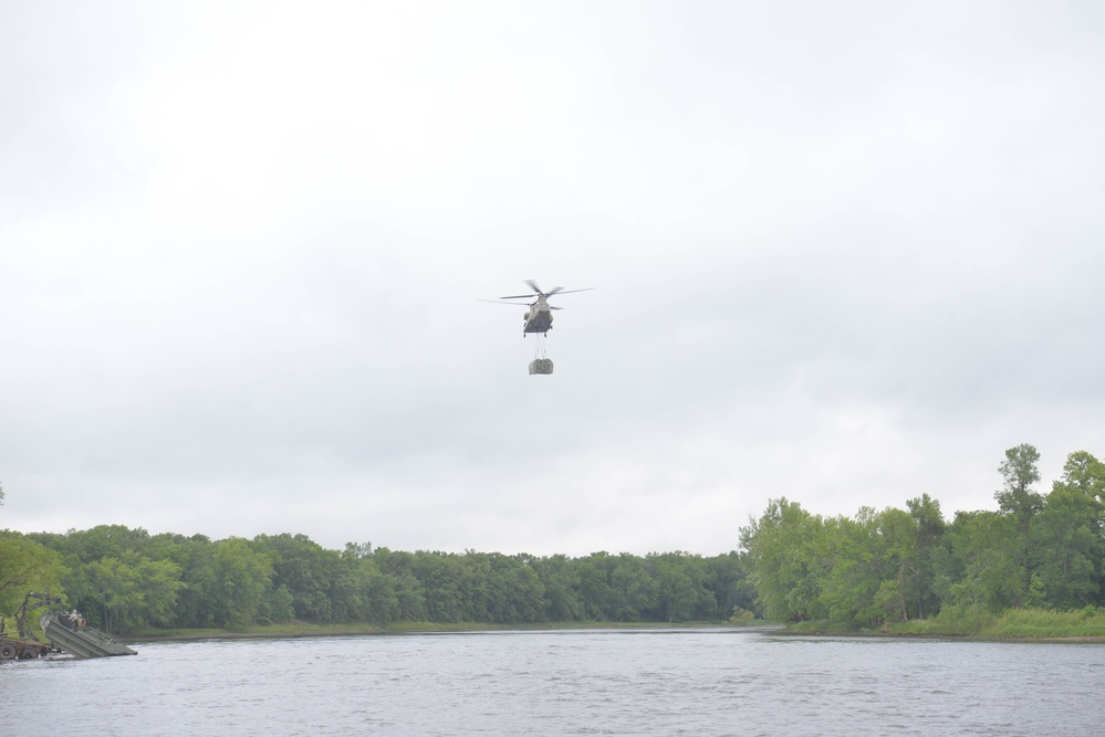 200th Engineer Company Conduct Wet Gap Crossing With 34th CAB