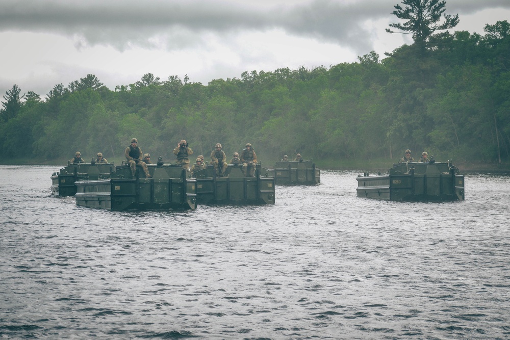 200th Engineer Company Conduct Wet Gap Crossing With 34th CAB