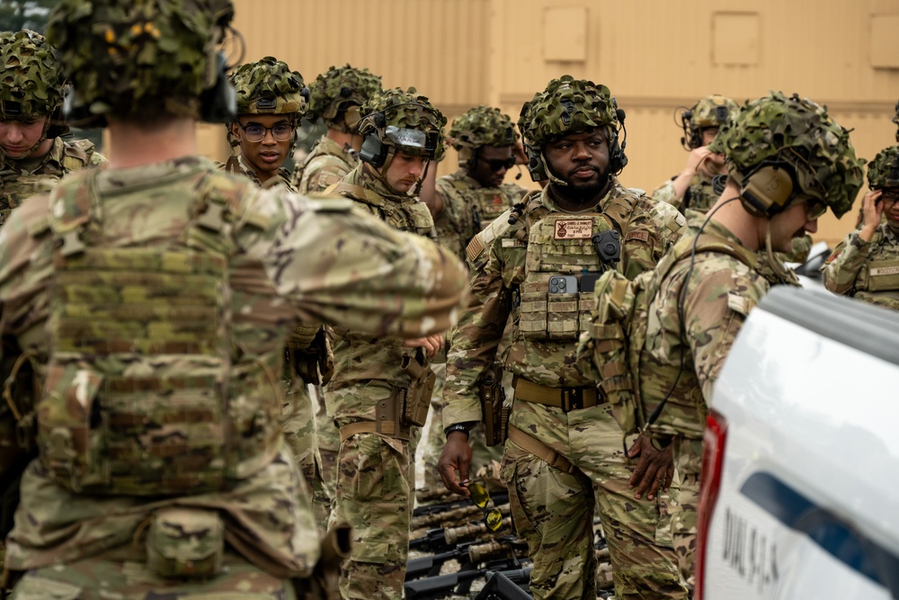 126 Security Forces Squadron Shine Briaght During Flash Bang Training