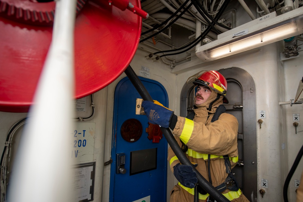 USS Sterett conducts operations in the U.S. Central Command area of responsibility as part of the Carl Vinson Carrier Strike Group