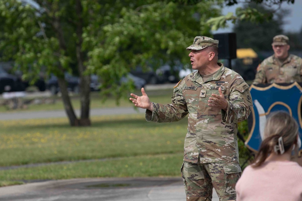 1-181st Infantry Battalion Changes Command