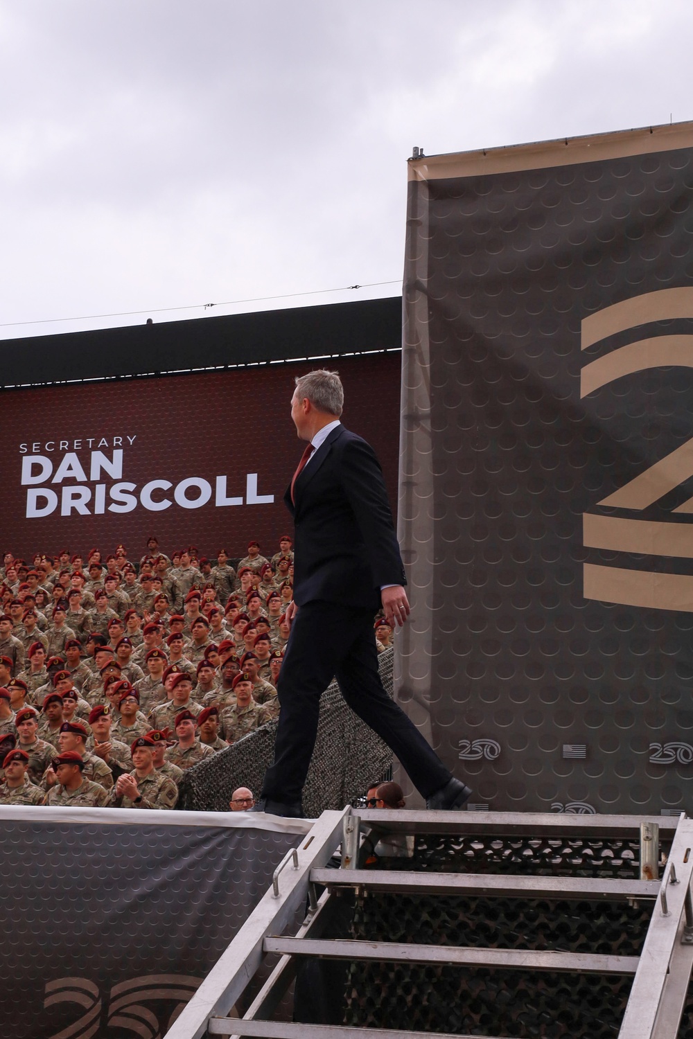 Secretary Dan Driscoll addresses Fort Bragg