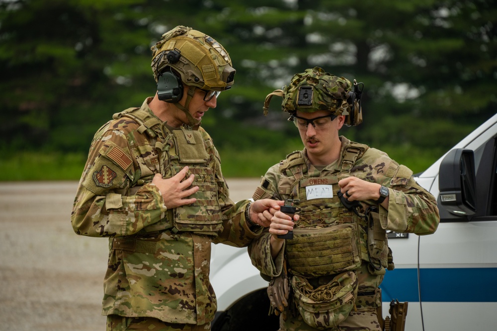126 Security Forces Squadron Shine Briaght During Flash Bang Training