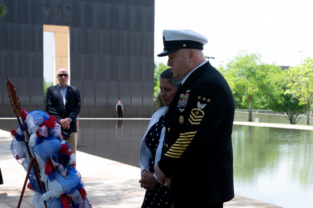 MCPON Honea Conducts Executive Engagement Visit in Oklahoma City