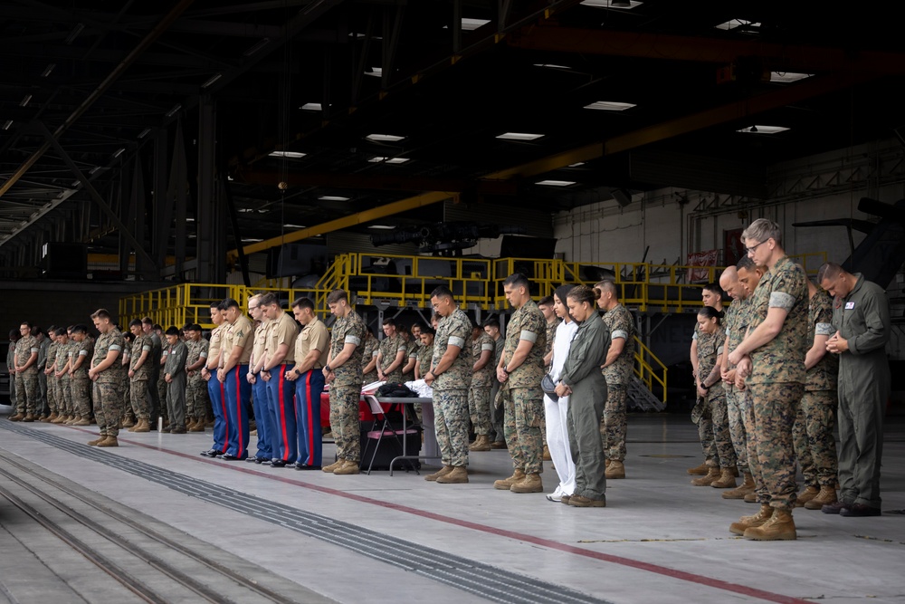 HMH-465 Change of Command