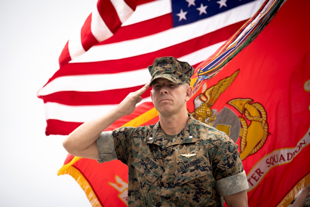 HMH-465 Change of Command